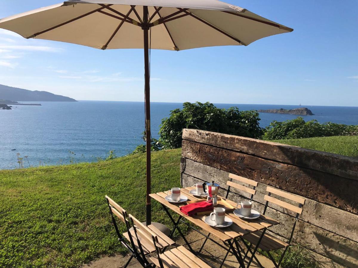 Adosado En La Costa Con Excelentes Vistas Al Estuario De Urdaibai Villa Mundaka Exteriör bild