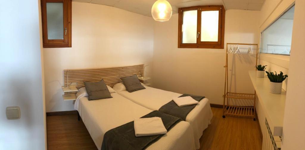 Adosado En La Costa Con Excelentes Vistas Al Estuario De Urdaibai Villa Mundaka Exteriör bild